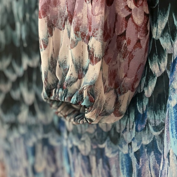 BCBG XS DUSTY ELM EVANNA Chiffon Blouse Feather - Picture 12 of 12